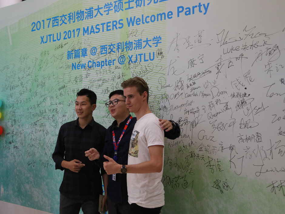 Postgraduate students begin new lives at XJTLU